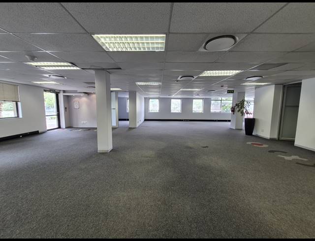 333M² OFFICE TO LET IN SANDTON CENTRAL